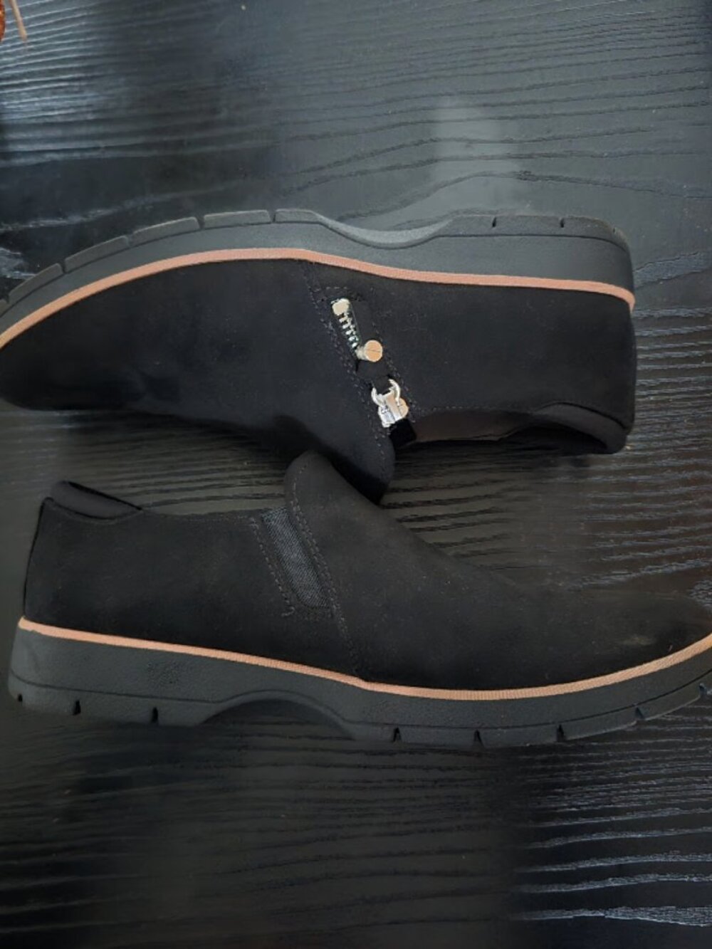 Dr Scholls sz 8.5 Nice Day Now Slip On Black Shoe with side zip closure accent - Picture 8 of 8
